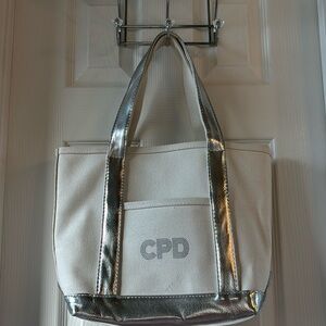 BAG NEW White and silver canvas .